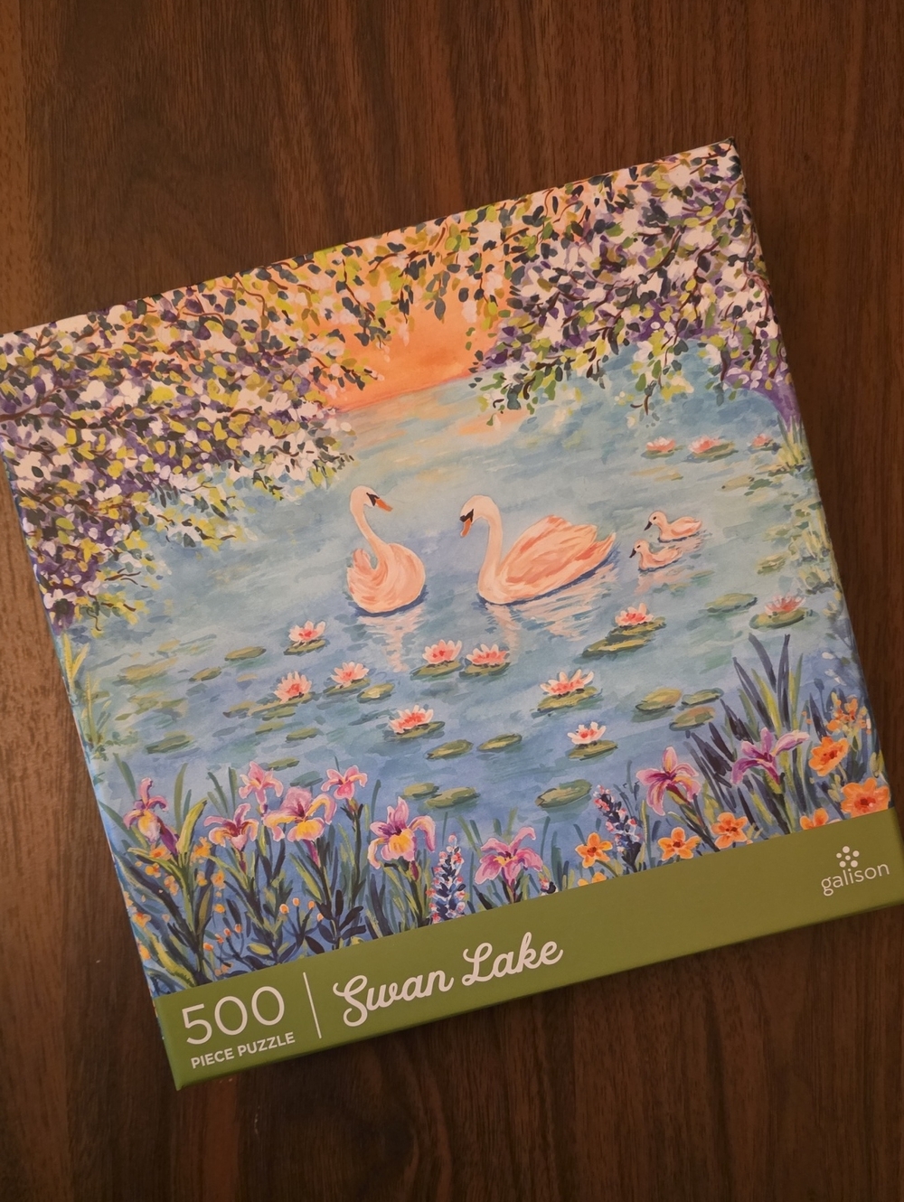 Galison Swan Lake 500-Piece Jigsaw Puzzle - Pastel Swan Art